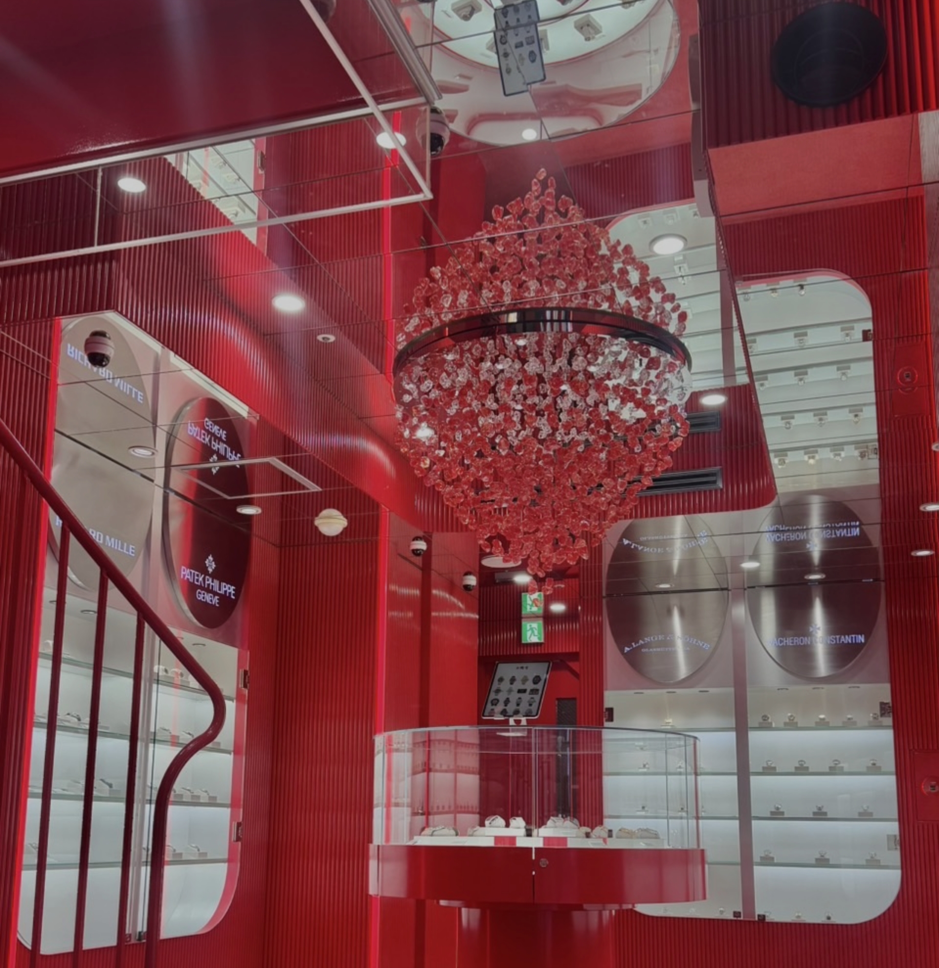 カミングスーン